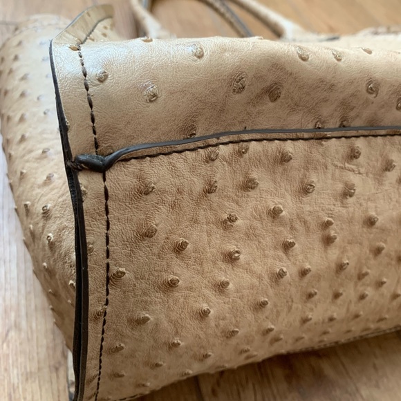 London Fog Croc Embossed Tote - Picture 2 of 4